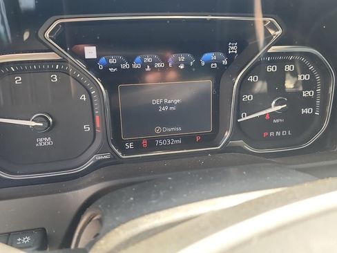 Used 2023 GMC Sierra 2500 Denali w/ Denali Ultimate Package AWD/4WD image 14