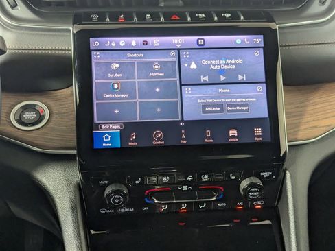 Used 2023 Jeep Grand Cherokee L Summit image 19