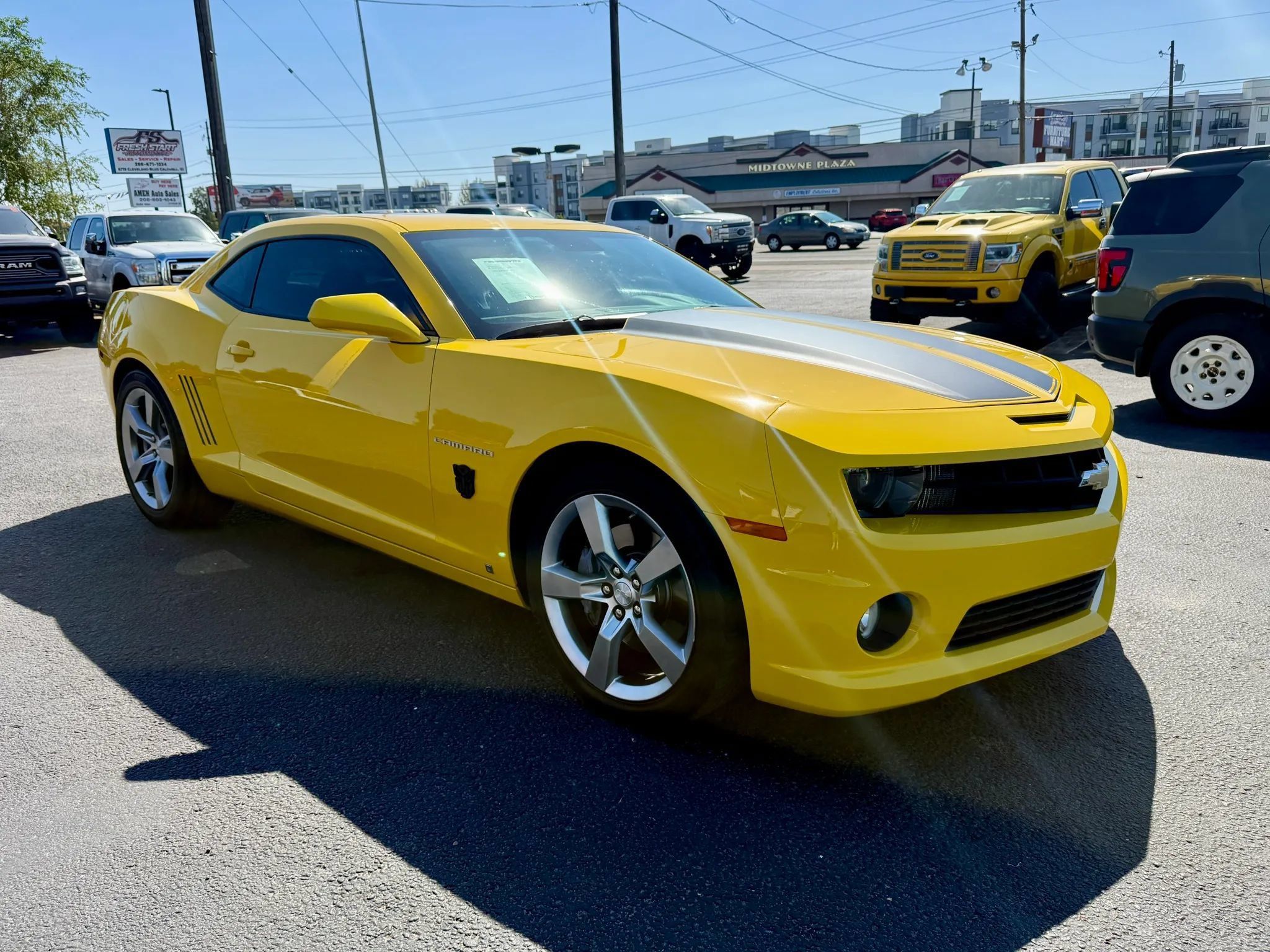 Used 2010 Chevrolet Camaro SS w/ RS Package RWD image 7