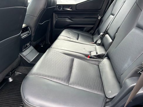 Used 2025 Toyota Land Cruiser w/ Premium Package image 18