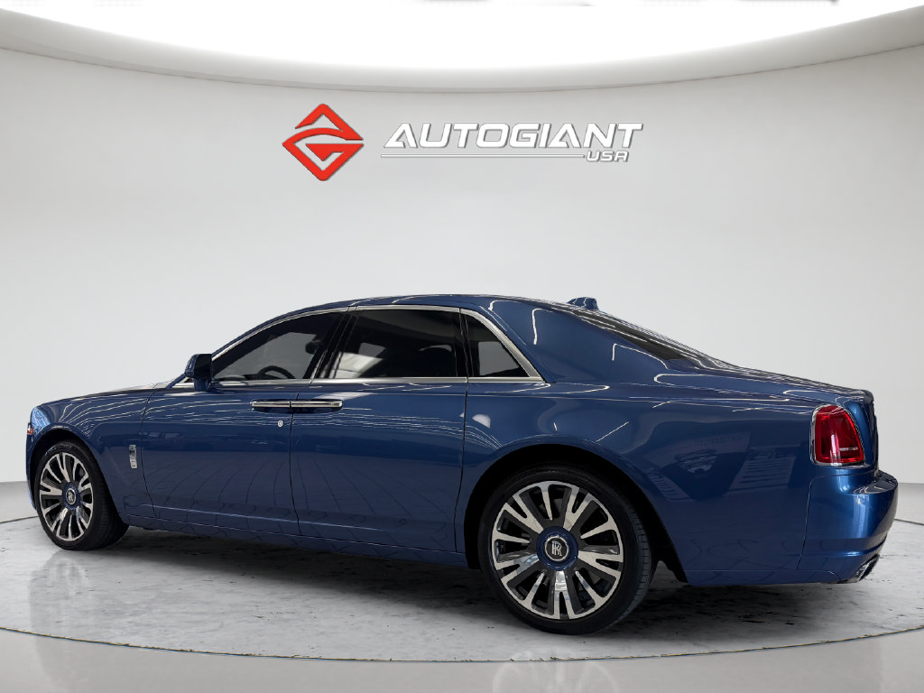 Used 2019 Rolls-Royce Ghost RWD image 4