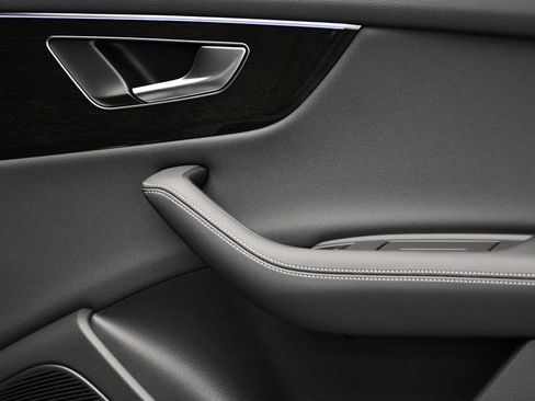 New 2026 Audi Q8 Premium Plus image 51