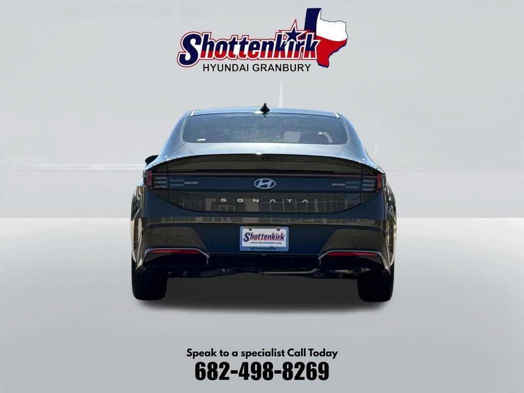 Used 2026 Hyundai Sonata SEL FWD image 7