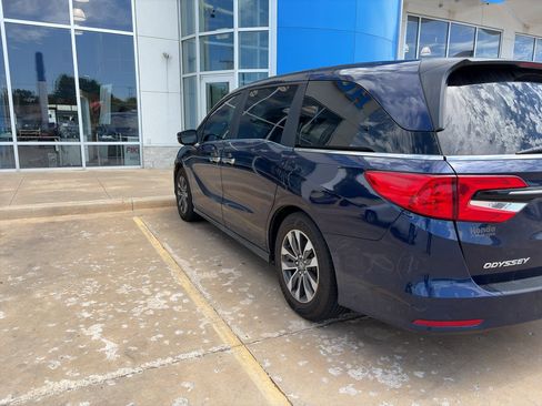 Used 2022 Honda Odyssey EX-L image 4