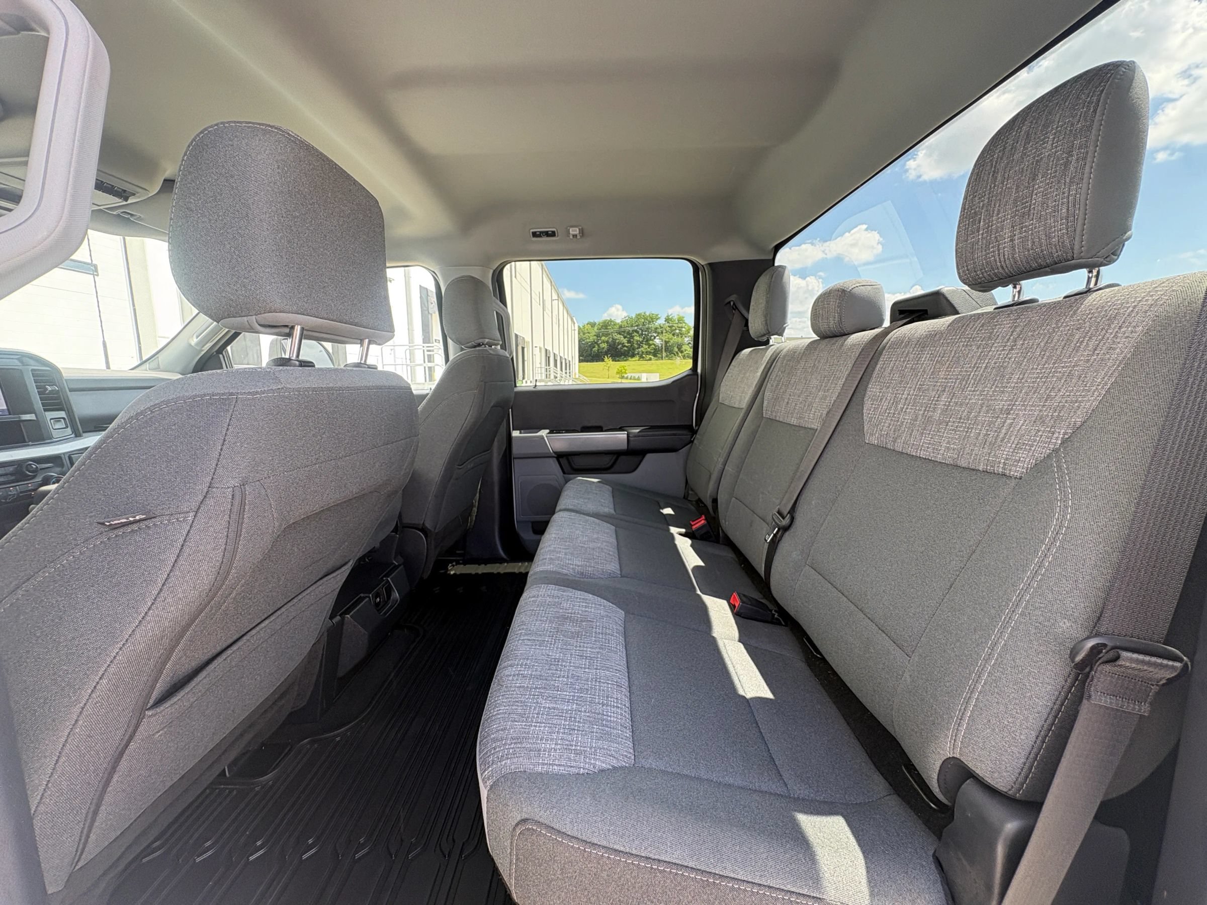 Used 2024 Ford F350 XLT AWD/4WD image 19