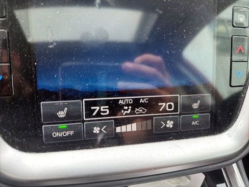 Used 2024 Subaru Outback Premium AWD/4WD image 16