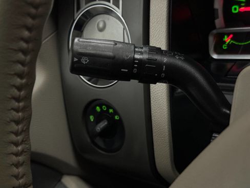 Used 2014 Ford Expedition XL RWD image 92