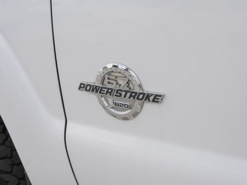 Used 2014 Ford F350 Lariat w/ Lariat Ultimate Package AWD/4WD image 17