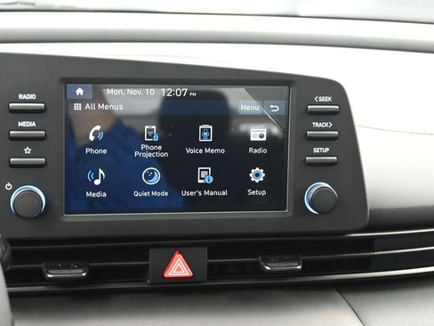 Used 2026 Hyundai Elantra SEL Sport Premium FWD image 18