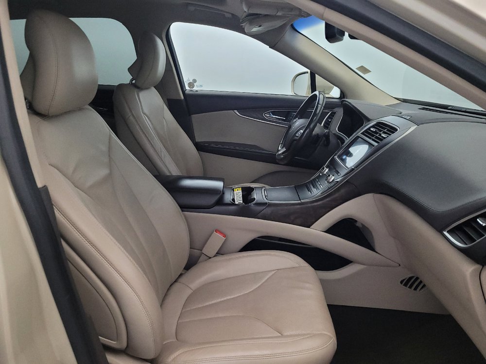 Used 2016 Lincoln MKX Reserve w/ Climate Package AWD/4WD image 21