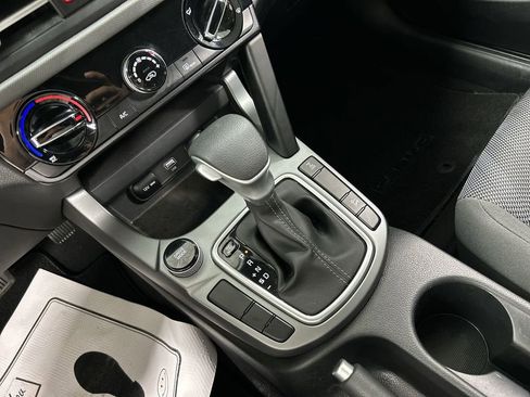 Certified 2024 Kia Seltos LX AWD/4WD image 17