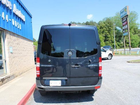 Used 2012 Mercedes-Benz Sprinter 2500 image 6