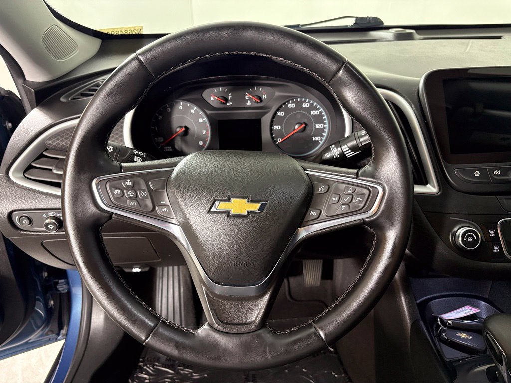 Used 2024 Chevrolet Malibu RS FWD image 23