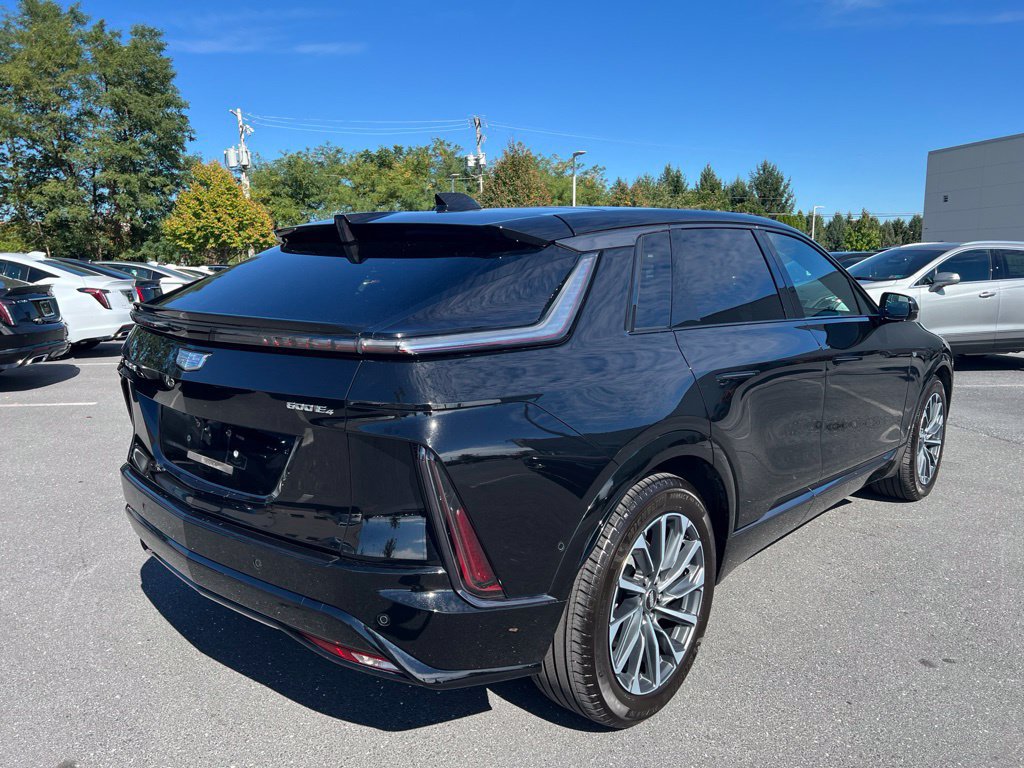 Certified 2024 Cadillac Lyriq Sport AWD/4WD image 5