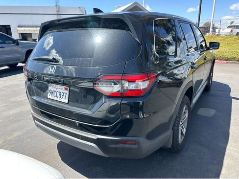 Used 2023 Honda Pilot EX-L image 5