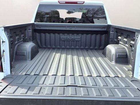 New 2026 GMC Sierra 1500 SLT AWD/4WD image 21