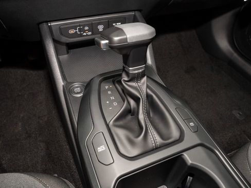 New 2025 Kia K4 LXS image 11