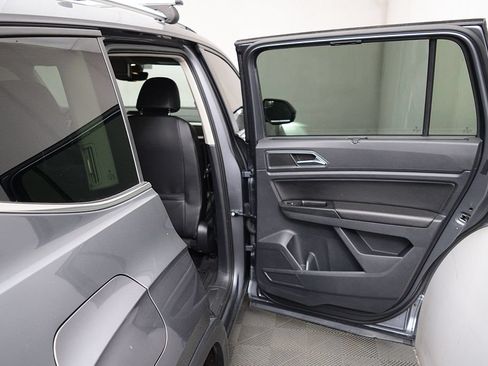 Used 2018 Volkswagen Atlas SE AWD/4WD image 14