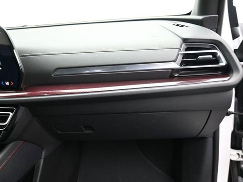 Used 2024 Chevrolet Traverse Z71 image 36