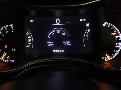 Used 2017 Jeep Grand Cherokee Summit image 33