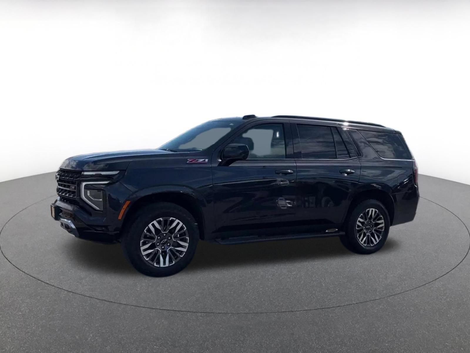 Used 2025 Chevrolet Tahoe Z71 AWD/4WD image 7