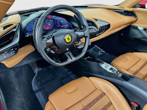 Used 2023 Ferrari SF90 Spider AWD/4WD image 10