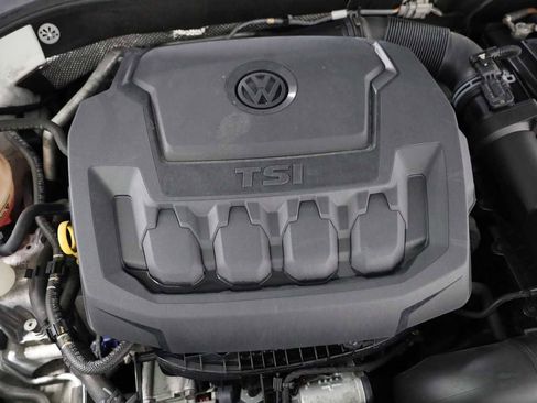 Used 2021 Volkswagen Passat 2.0T SE image 39