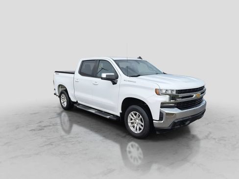 Used 2021 Chevrolet Silverado 1500 LT AWD/4WD image 2