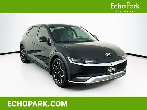 Used 2024 Hyundai Ioniq 5 SE image 1