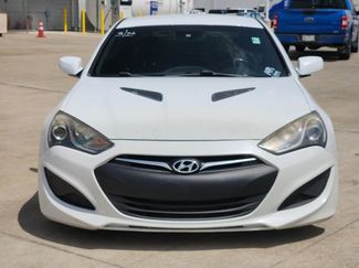 Used 2014 Hyundai Genesis 2.0T video 2