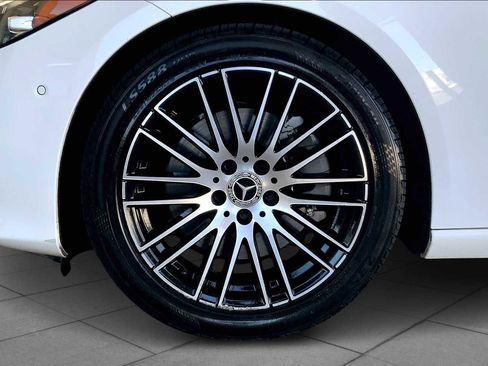 Used 2024 Mercedes-Benz C 300 4MATIC Sedan image 10