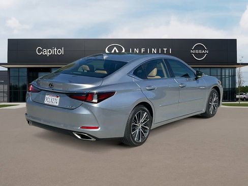 Used 2022 Lexus ES 350 w/ Premium Package image 5