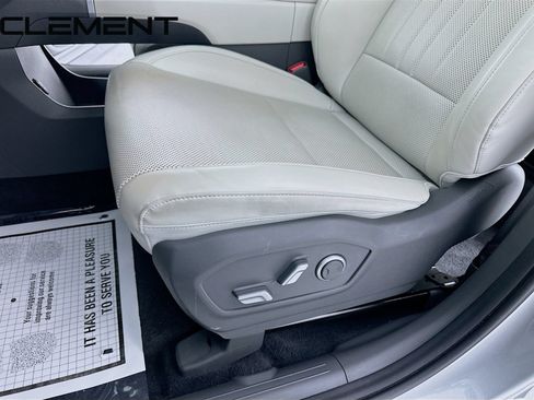 Certified 2025 Hyundai Santa Fe SEL FWD image 28