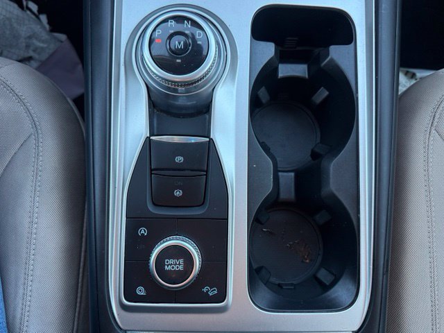 Used 2020 Ford Explorer XLT AWD/4WD image 25