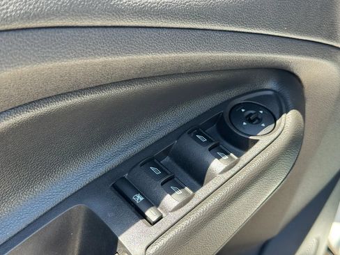 Used 2013 Ford Escape SE FWD image 12
