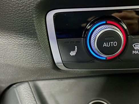 Used 2023 Audi Q3 2.0T Premium image 27