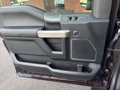 Used 2018 Ford F150 Lariat w/ Equipment Group 502A Luxury image 26