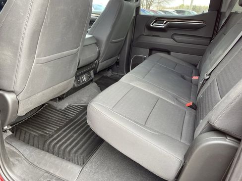 Used 2023 Chevrolet Silverado 1500 LT image 10