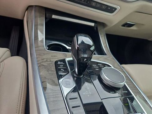Used 2019 BMW X7 xDrive50i w/ Premium Package AWD/4WD image 10