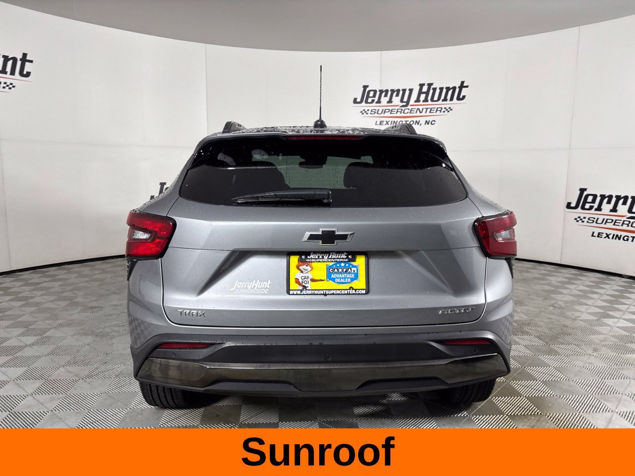 Used 2026 Chevrolet Trax ACTIV w/ Sunroof Package FWD image 7