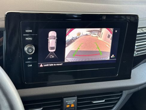 Used 2025 Volkswagen Jetta S image 18