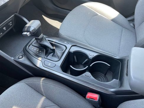 Certified 2025 Kia K4 FWD image 19