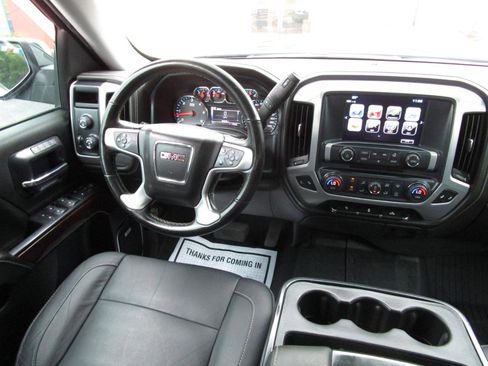 Used 2018 GMC Sierra 1500 SLT w/ SLT Premium Package AWD/4WD image 9