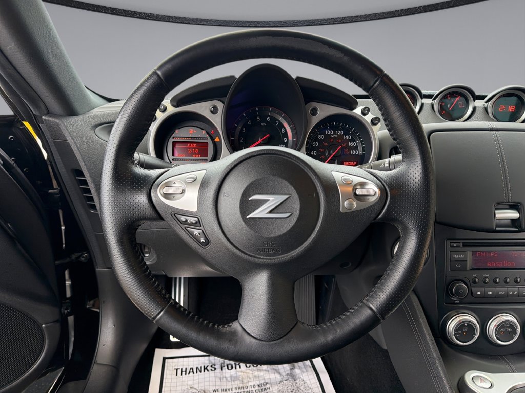 Used 2020 Nissan 370Z Coupe RWD image 20