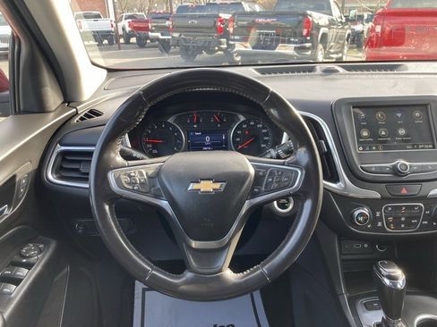 Used 2019 Chevrolet Equinox LT image 12