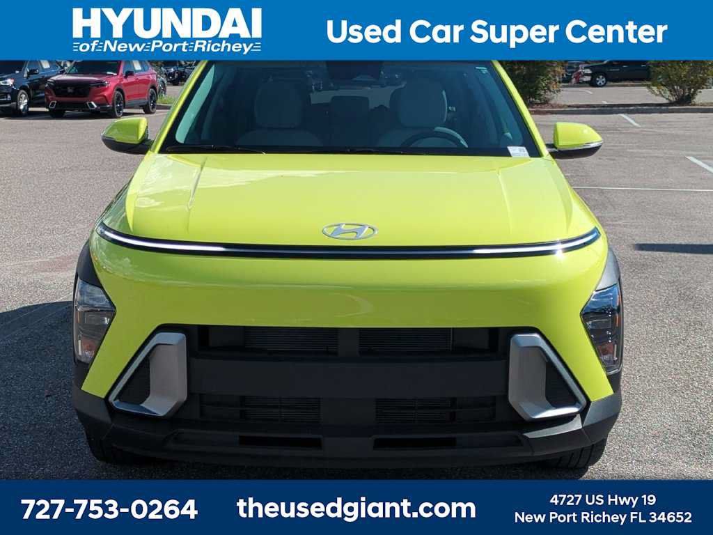 Certified 2025 Hyundai Kona SEL FWD image 8