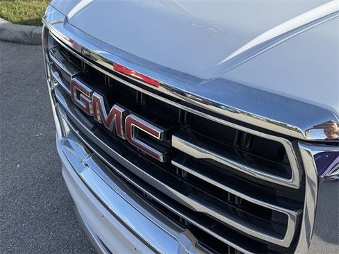 Used 2023 GMC Yukon SLT image 6