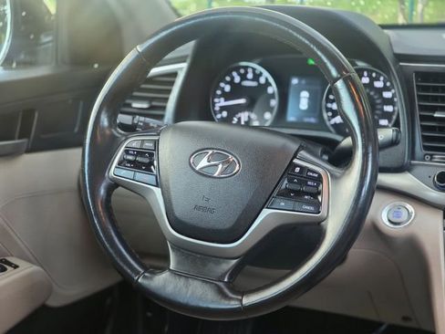 Used 2018 Hyundai Elantra Value Edition FWD image 33