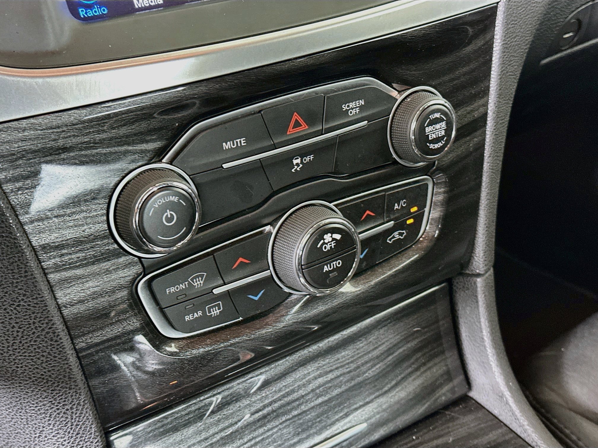 Used 2019 Chrysler 300 Touring w/ Sport Appearance Package RWD image 22