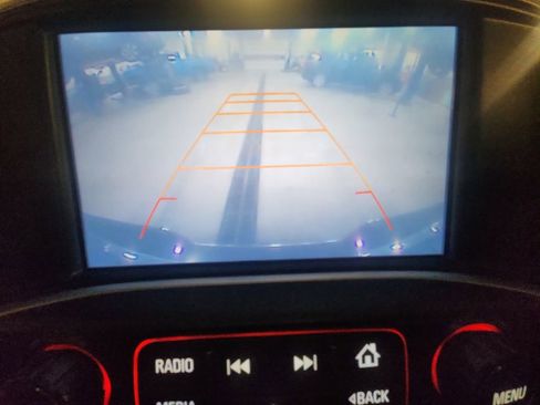 Used 2016 GMC Sierra 1500 SLE w/ SLE Value Package image 18